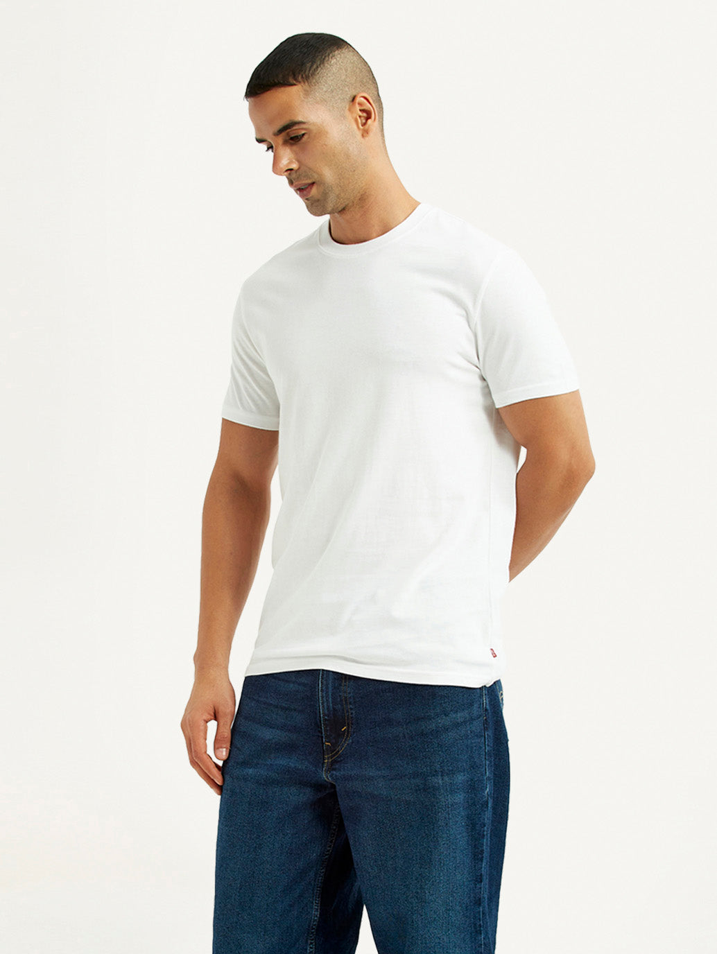 Men's Solid White Slim Fit T-Shirt - Styleshot View