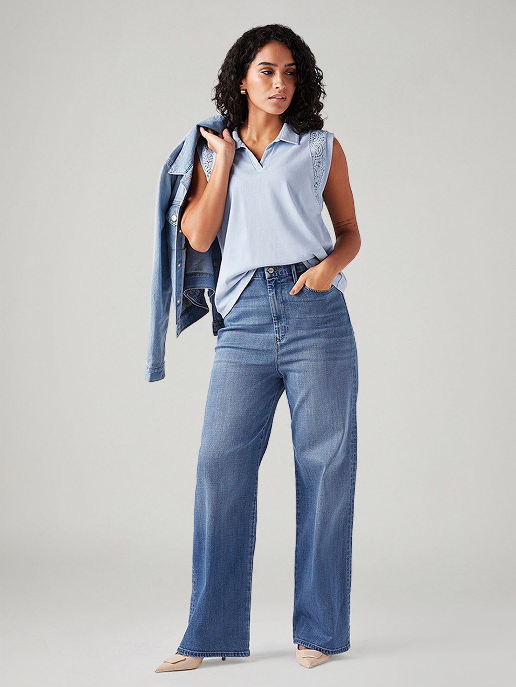 Women's Light Blue Loose Fit High Rise Redloop Jeans - Styleshot View