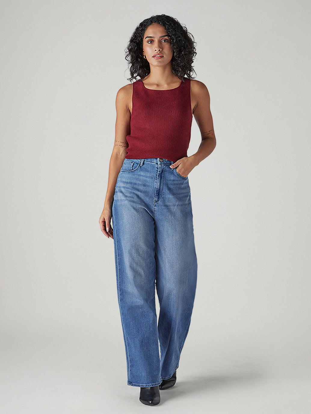 Women's Blue Loose Fit High Rise Redloop Jeans - Styleshot View