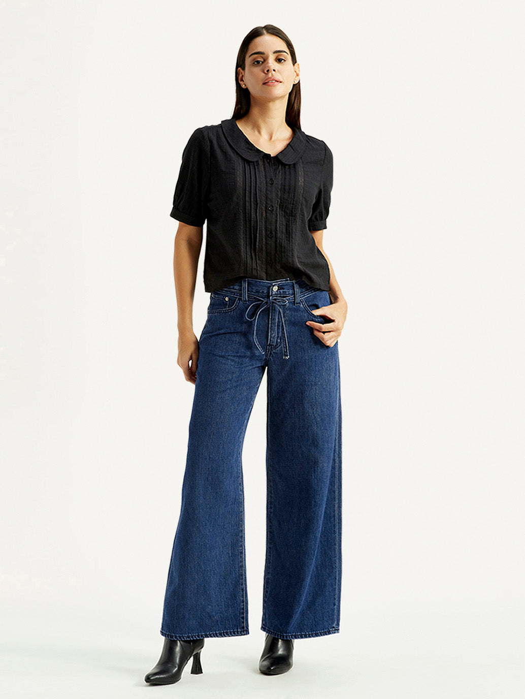 Women's Med Indigo XL Straight Loose Fit Mid Rise Jeans - Styleshot View