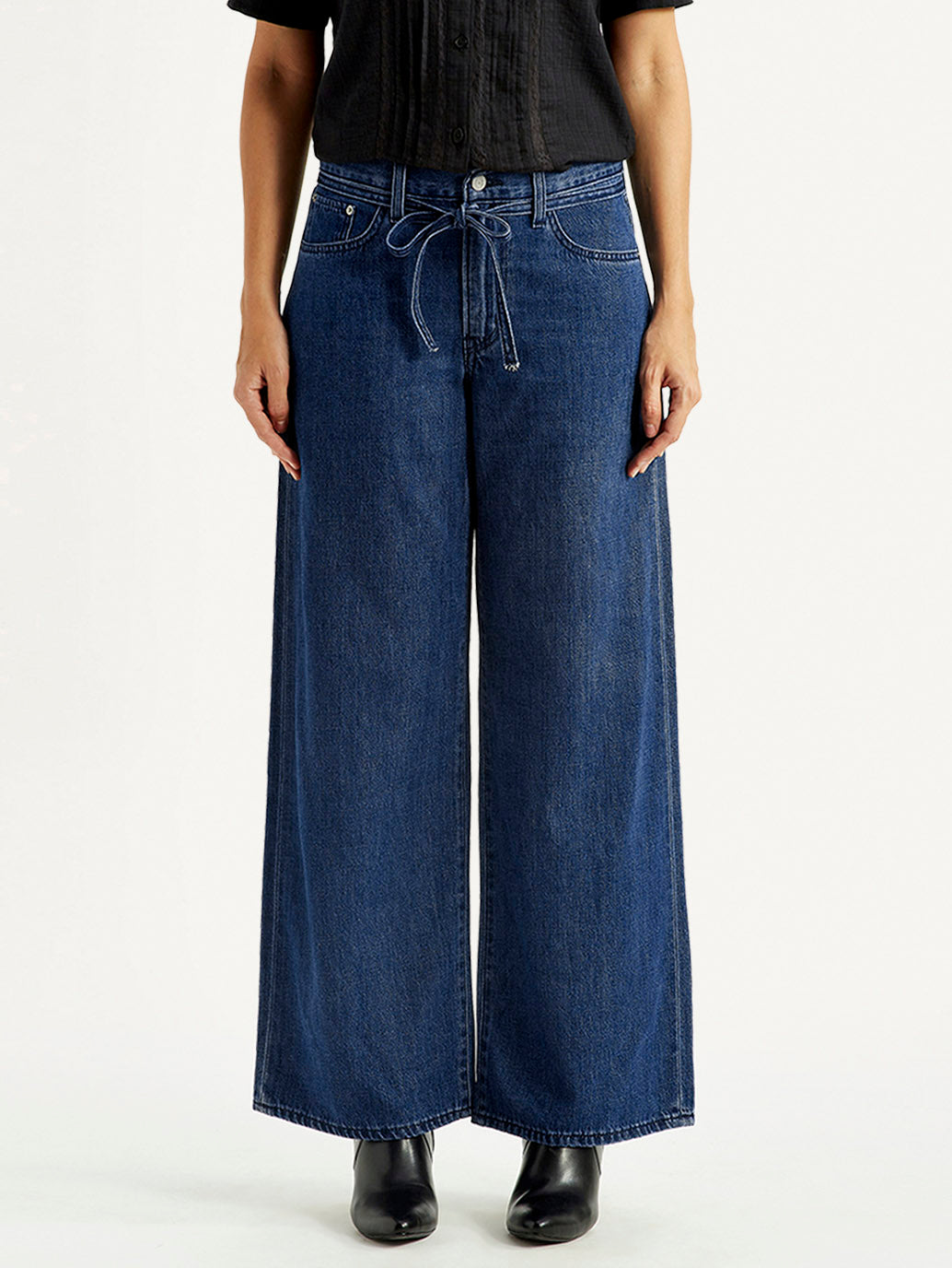 Women's Med Indigo XL Straight Loose Fit Mid Rise Jeans - Front View