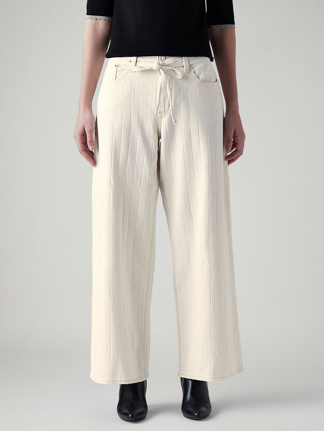 Women's Cream XL Straight Loose Fit Mid Rise Jeans - Front View