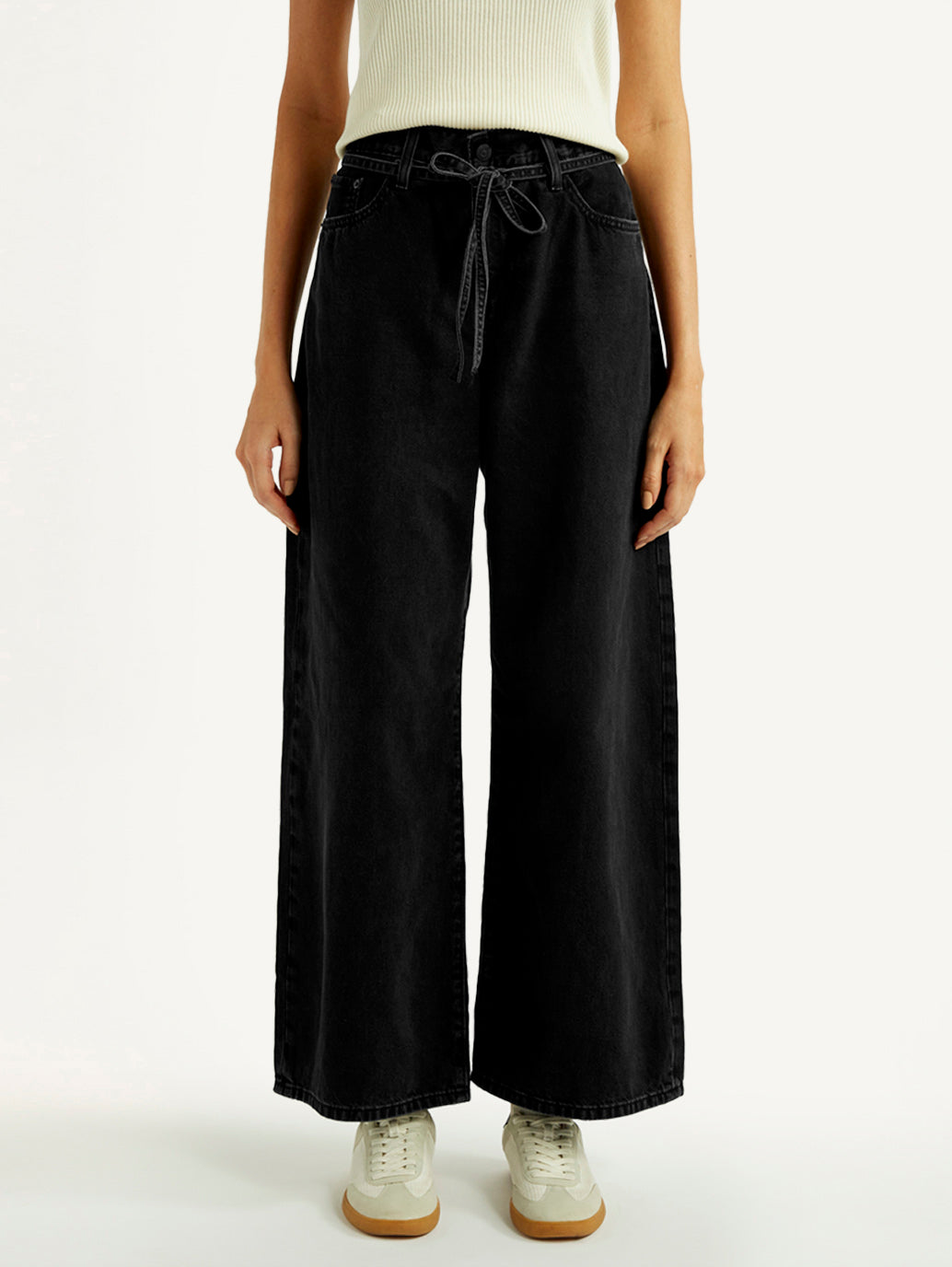 Women's Black XL Straight Loose Fit Mid Rise Jeans - Front View