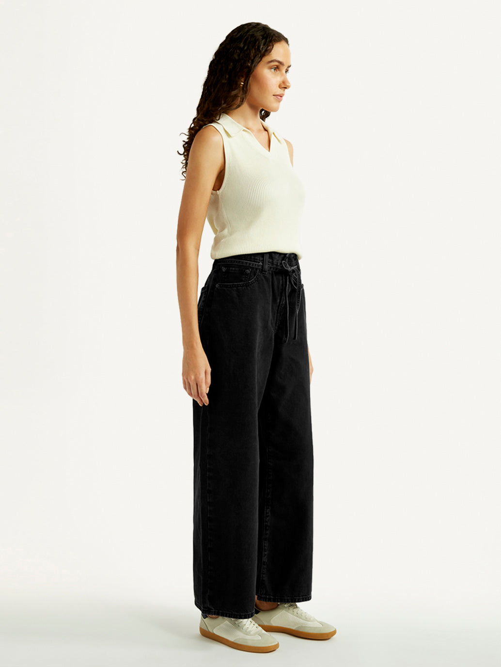 Women's Black XL Straight Loose Fit Mid Rise Jeans - Side View
