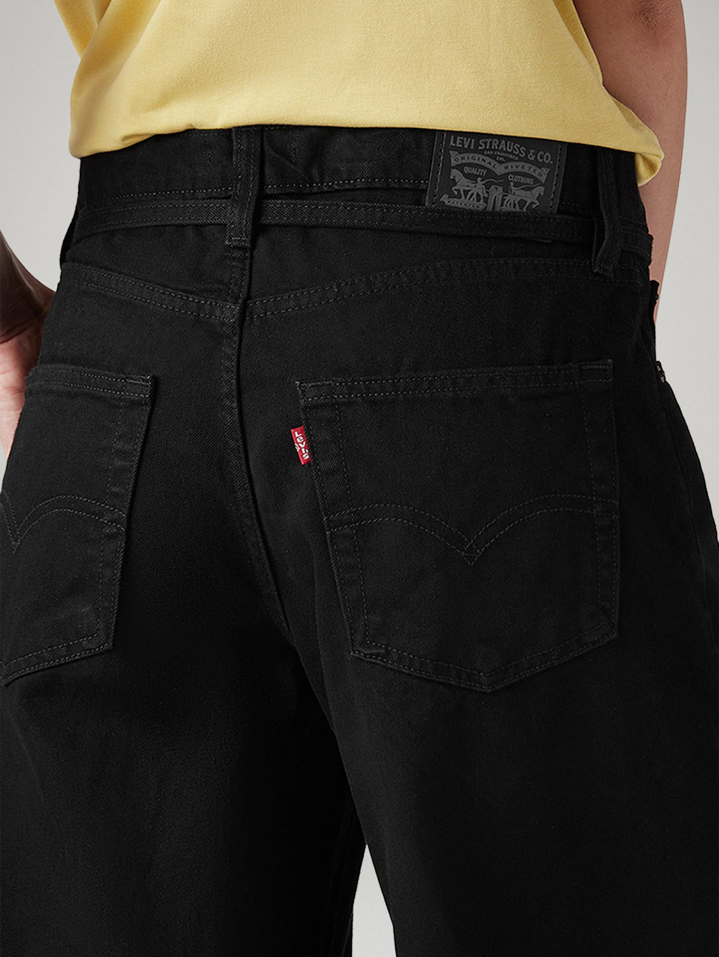 Women's Black XL Straight Loose Fit Mid Rise Jeans - Detail View