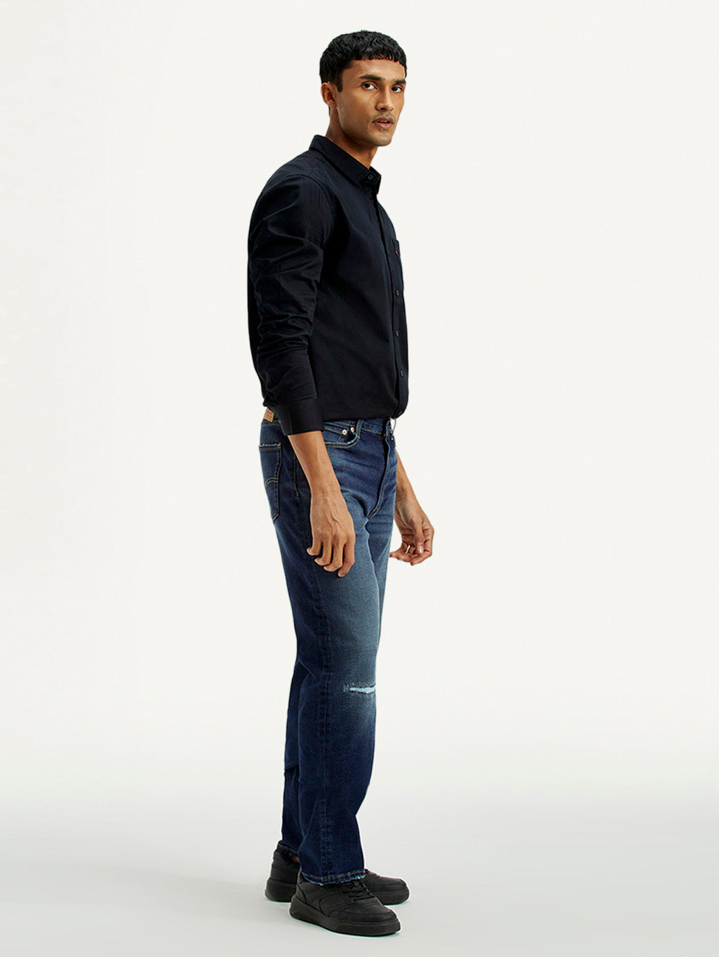 Men's 555 Dark Indigo Loose Fit Mid Rise Jeans - Side View