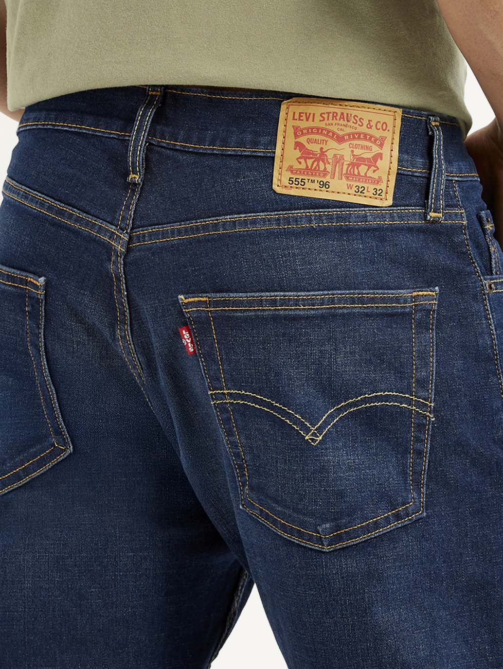 Men's 555 Dark Blue Relaxed Straight Fit Mid Rise Jeans - Detail View