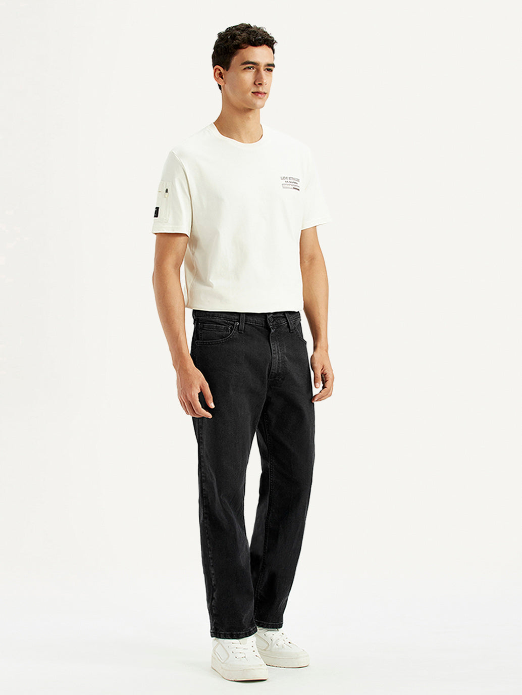 Men's 555 Black Loose Fit Mid Rise Jeans - Side View