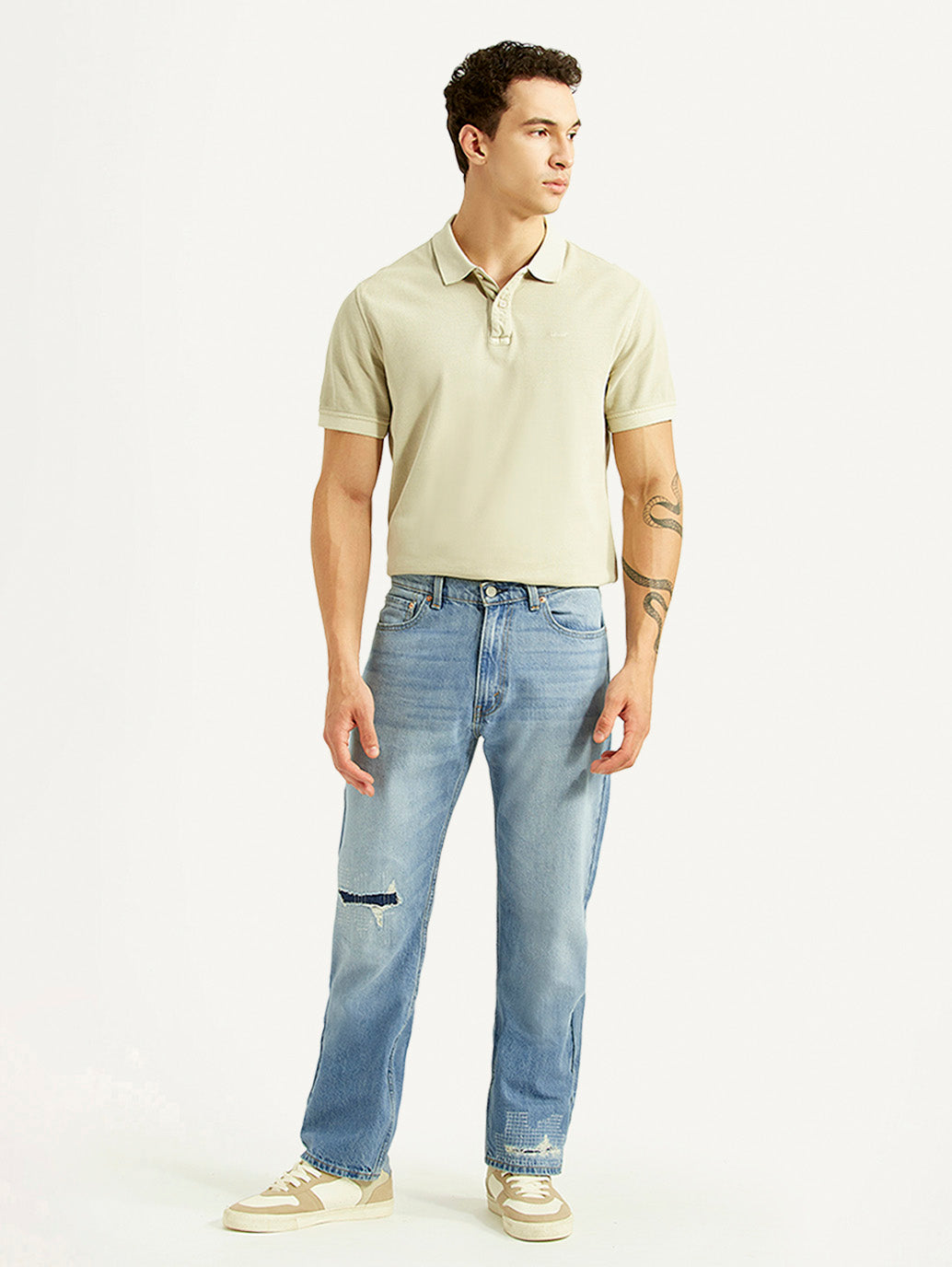 Men's 555 Light Blue Loose Fit Mid Rise Jeans - Front View