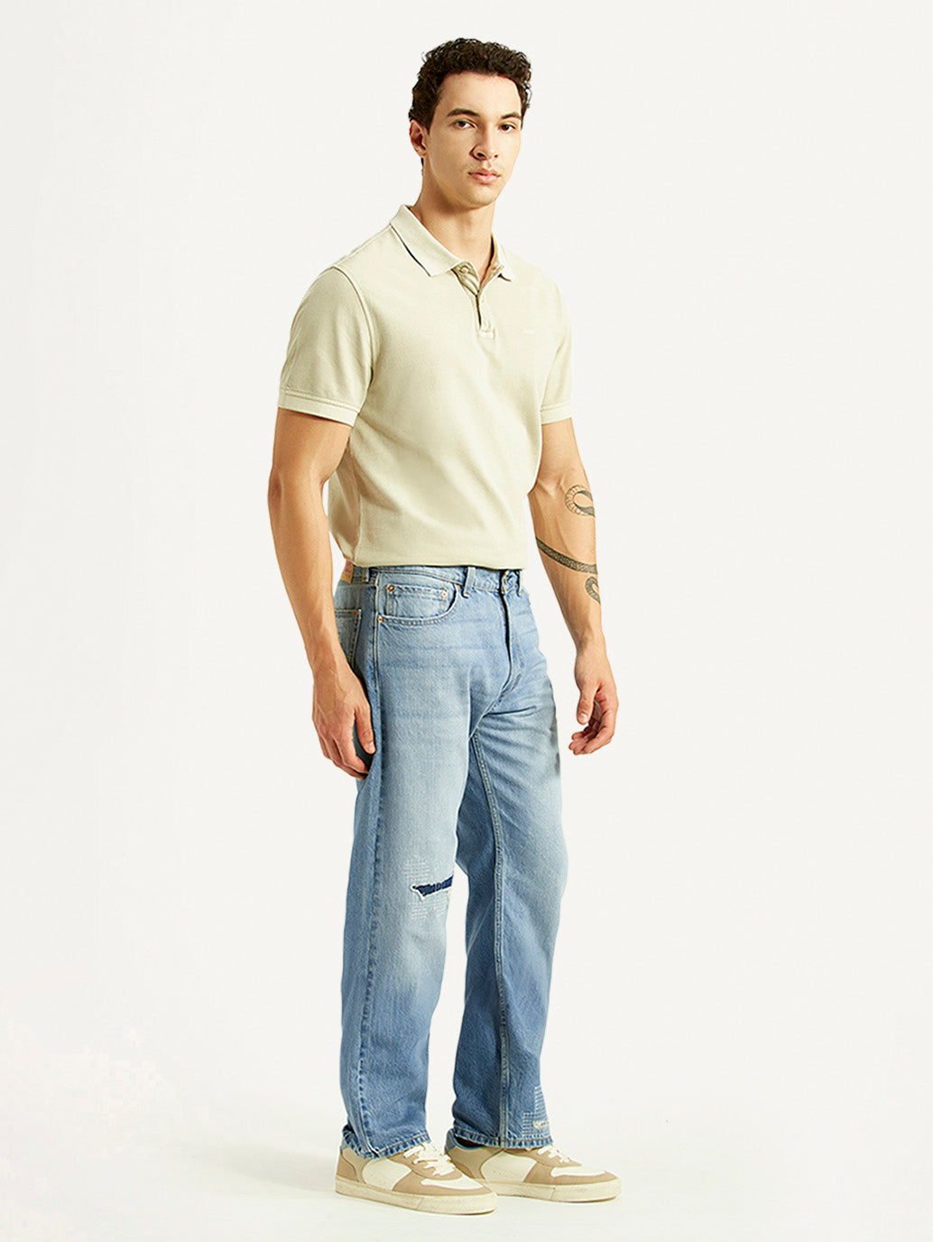 Men's 555 Light Blue Loose Fit Mid Rise Jeans - Side View