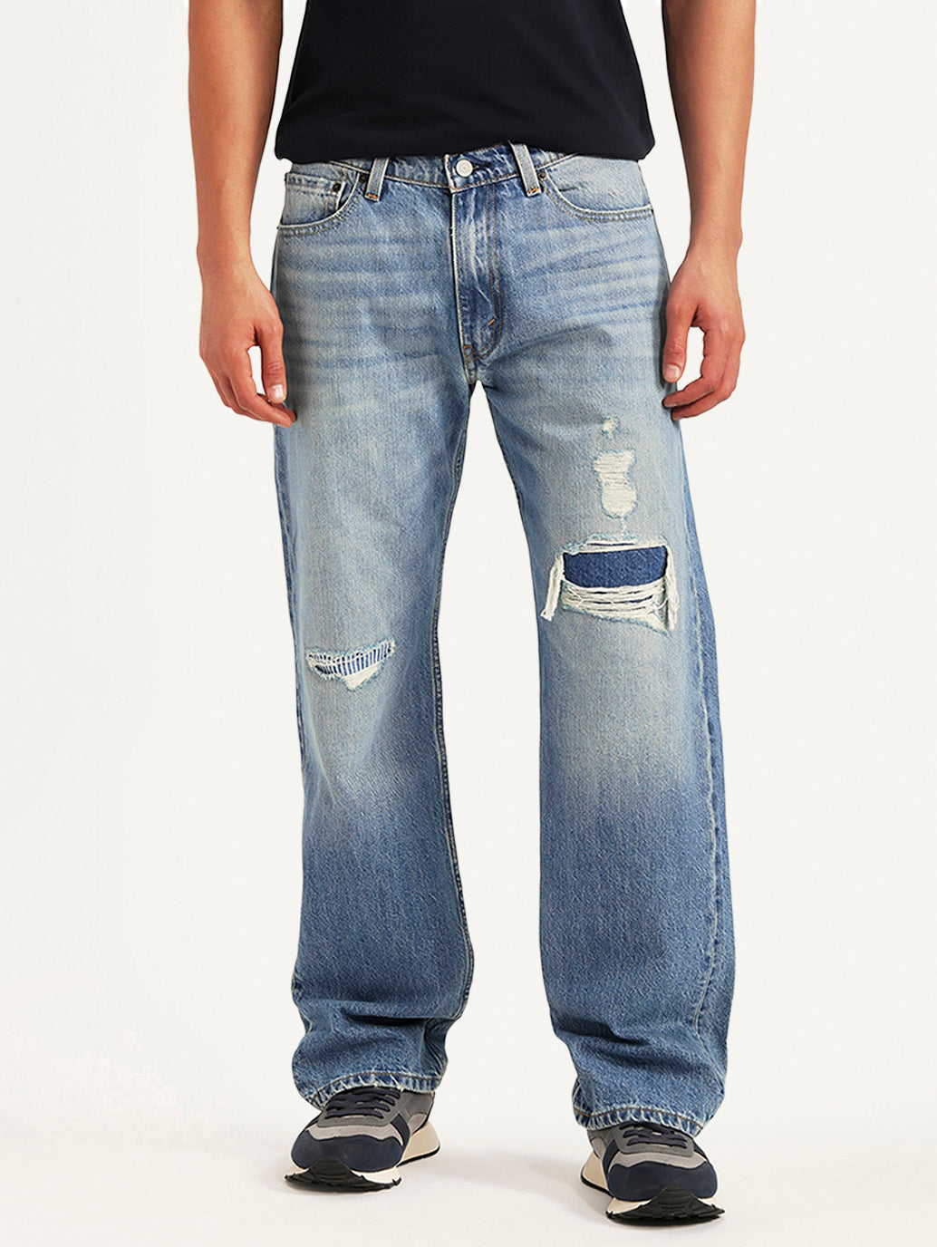 Men's 555 Light Blue Relaxed Straight Fit Mid Rise Jeans - Front View
