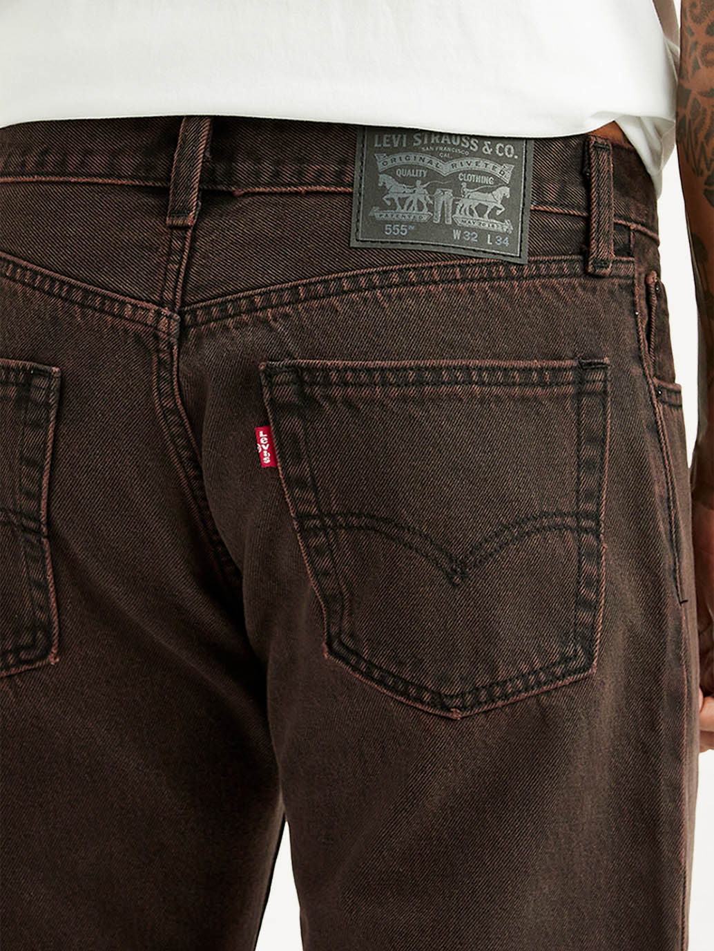 Men's Tinted 555 Brown Relaxed Straight Fit Mid Rise Jeans - Detail View