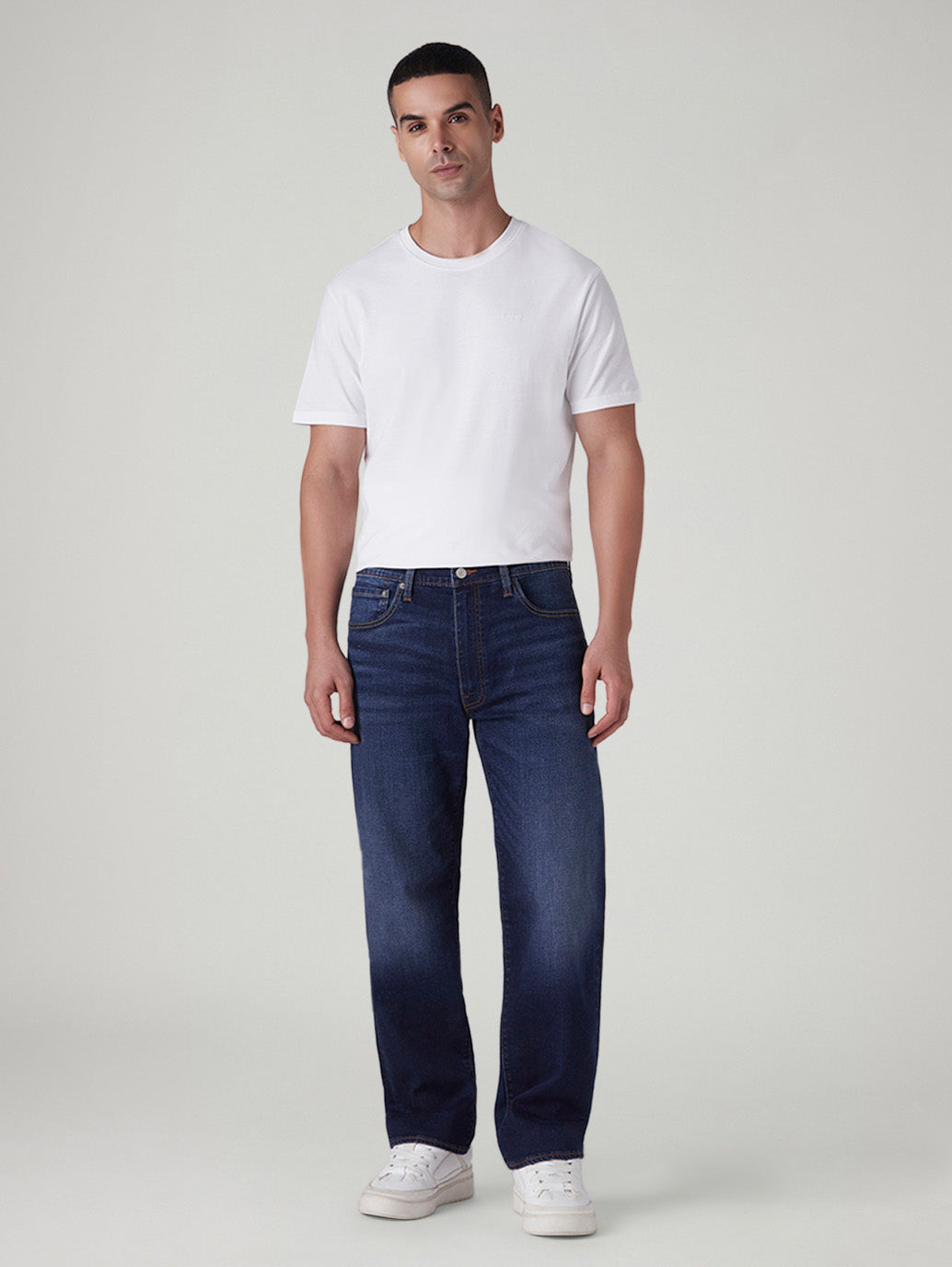 Men's 555 Dark Blue Relaxed Straight Fit Mid Rise Linen Jeans - Front View