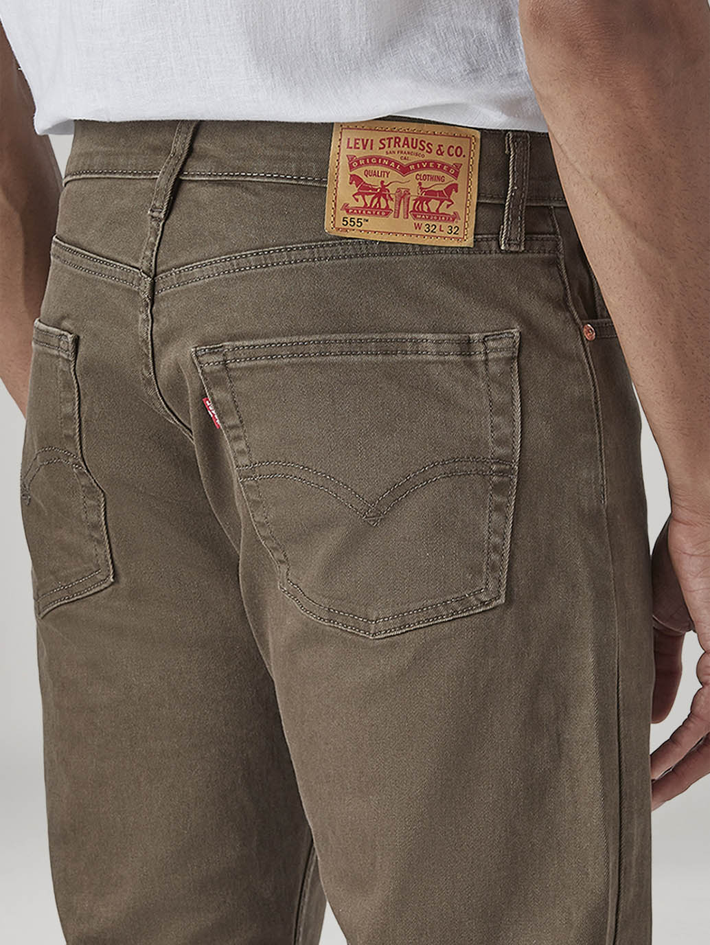 Men's 555 Brown Relaxed Straight Fit Mid Rise Overdyed Jeans - 20 View