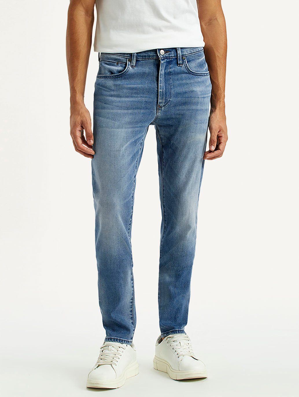 Men's Redloop 512 Indigo Slim Tapered Fit Mid Rise Jeans - Front View