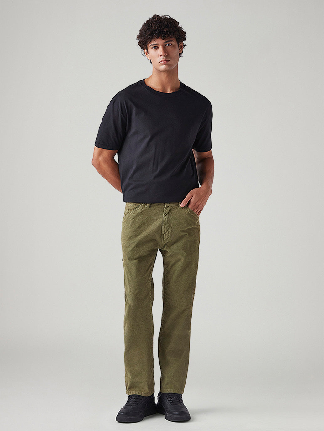 Men's 505 Olive Straight Fit Mid Rise Corduroy Cargos - Front View