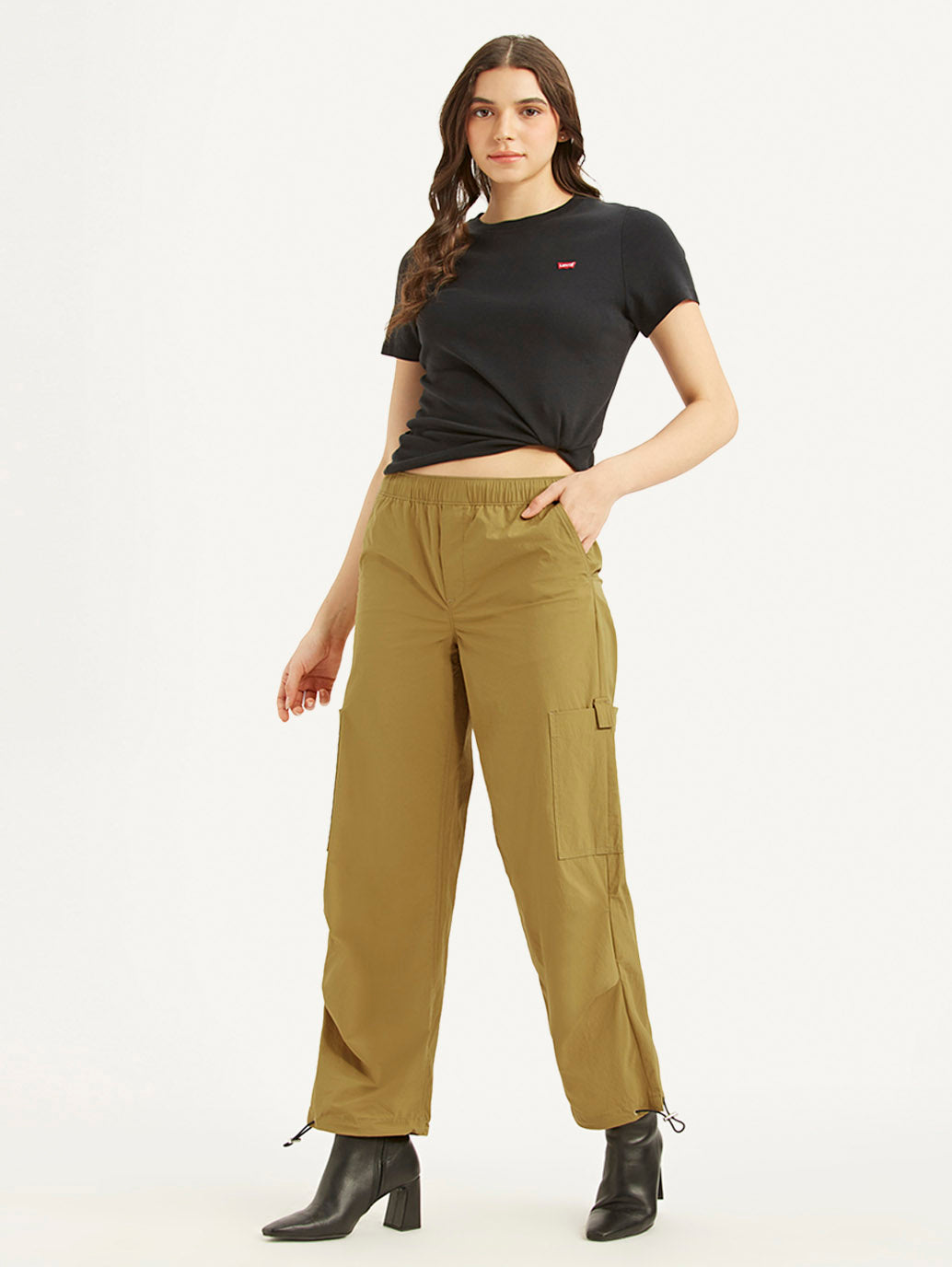 Women's Mid Rise Loose Fit Baggy Dad Cargo Trousers - f3310c21-bc2e-46d1-b537-5e8a9ab57657 View