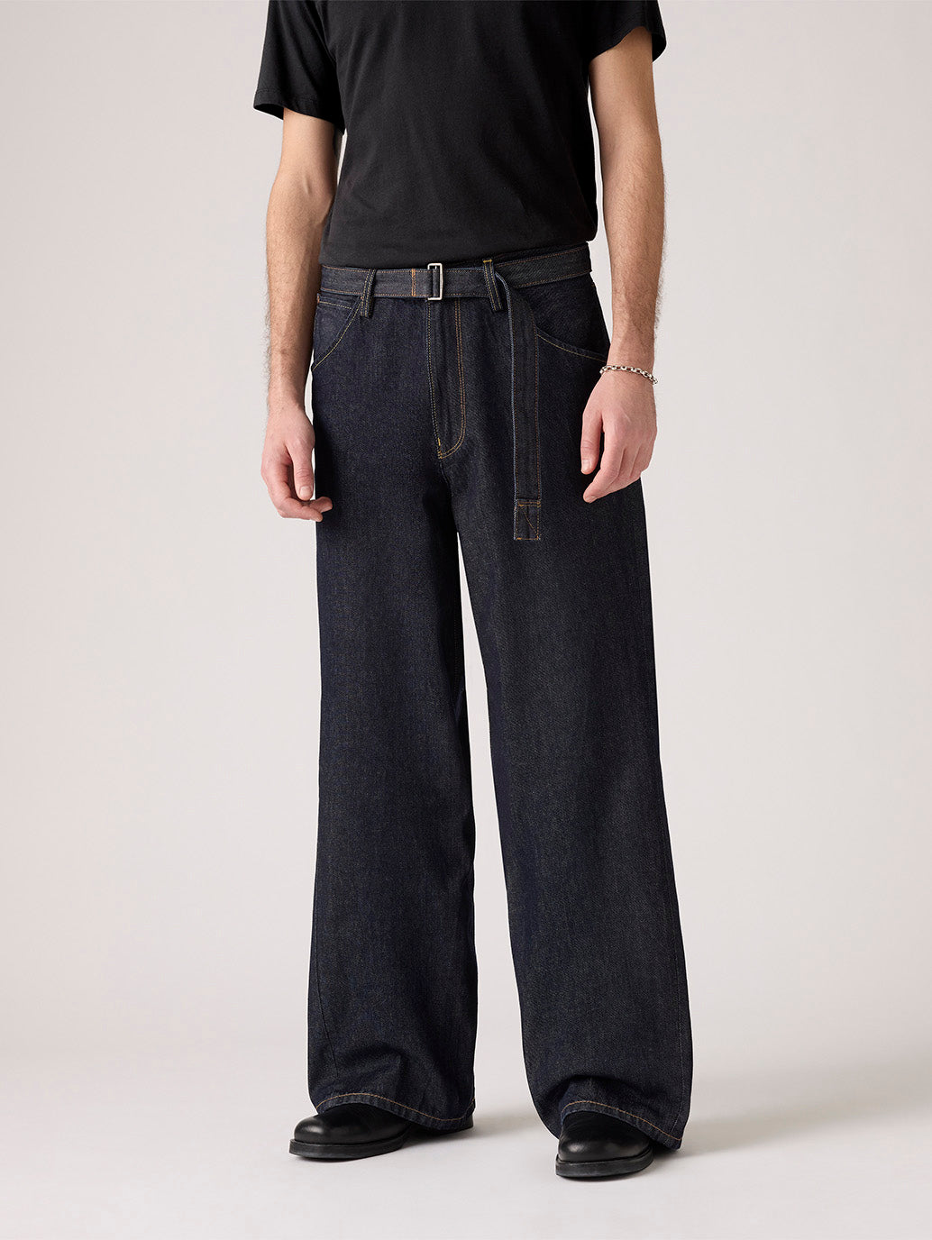 Men's Dark Indigo Twisted Baggy Fit Mid Rise Jeans - Front View