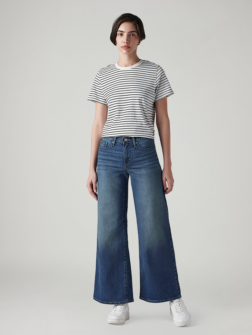 Women's 318 Med Indigo Wide Leg Fit Mid Rise Jeans - Front View