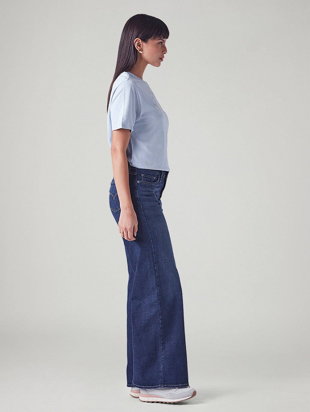 Women's 318 Blue Wide Leg Fit Mid Rise Jeans - Side View