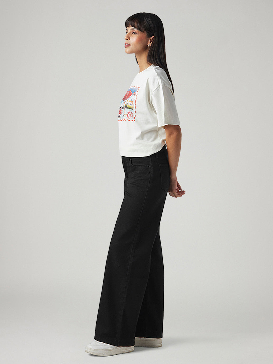 Women's 318 Black Wide Leg Fit Mid Rise Jeans - Side View