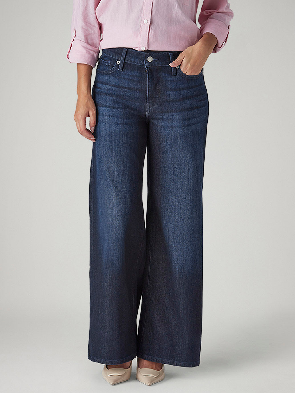 Women's 318 Dark Blue Shaping Wide Leg Fit Mid Rise Jeans - Front View