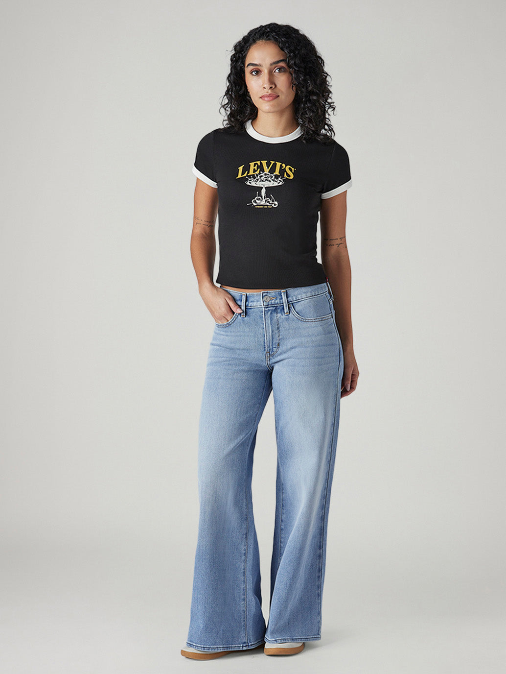 Women's 318 Light Indigo Shaping Wide Leg Fit Mid Rise Jeans - Front View
