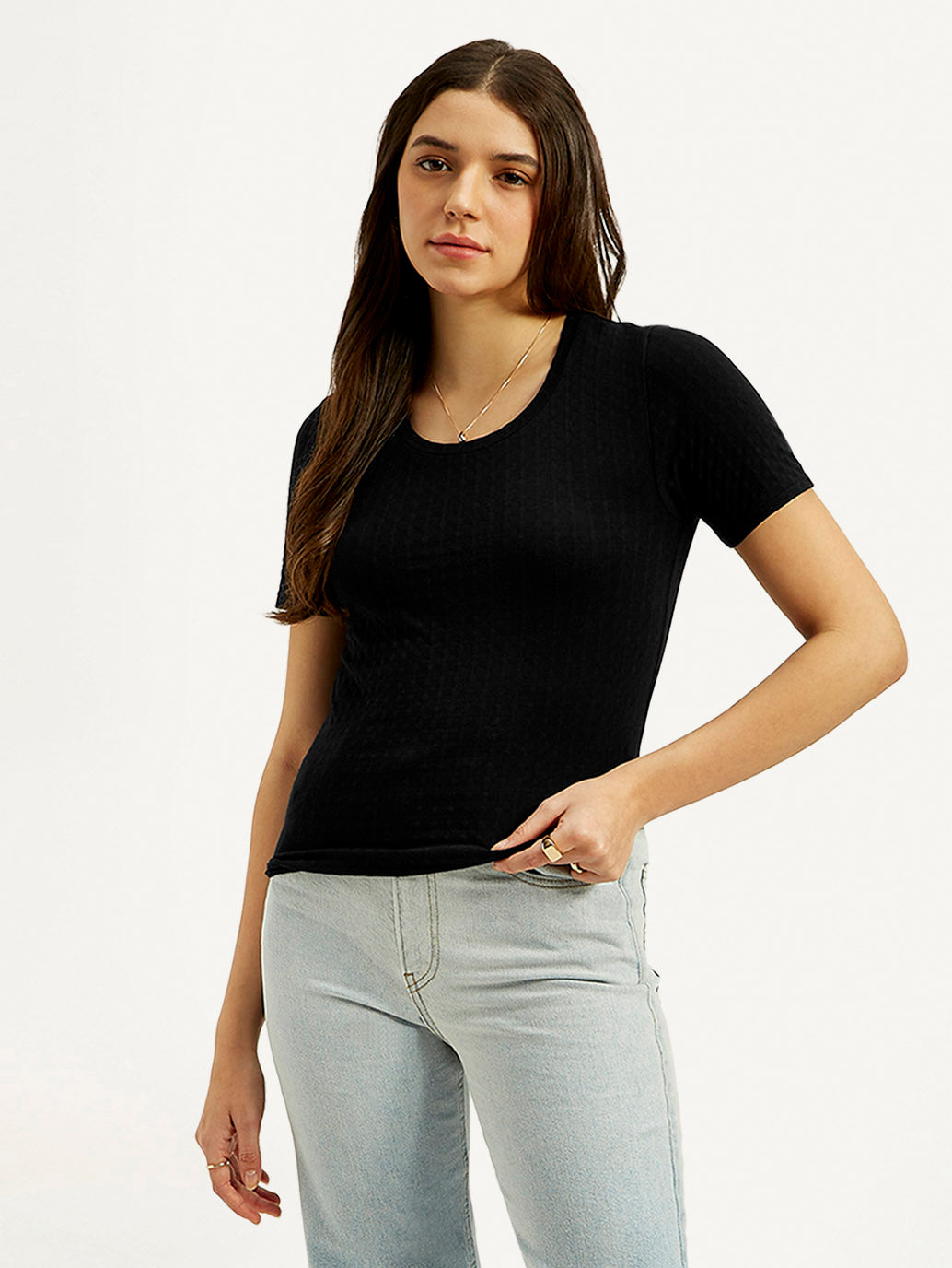 Women's Solid Slim Fit T-shirt - Styleshot View