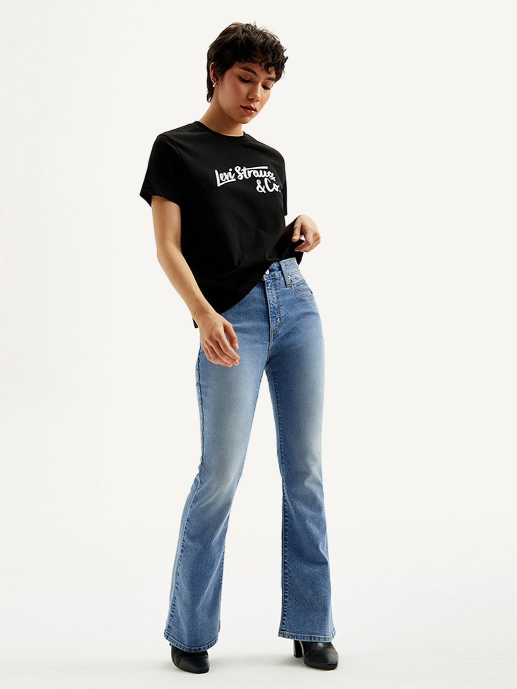 Women's 726 Med Indigo Flared Fit High Rise Jeans