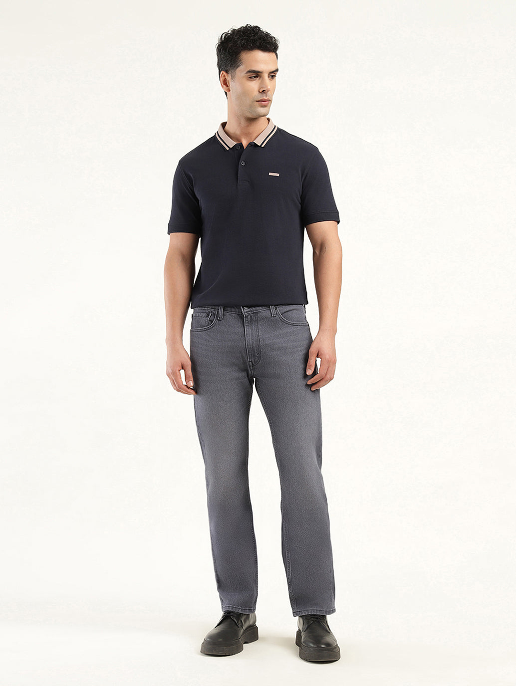 Men's 513 Charcoal Grey Slim Straight Fit Mid Rise Jeans - Front View