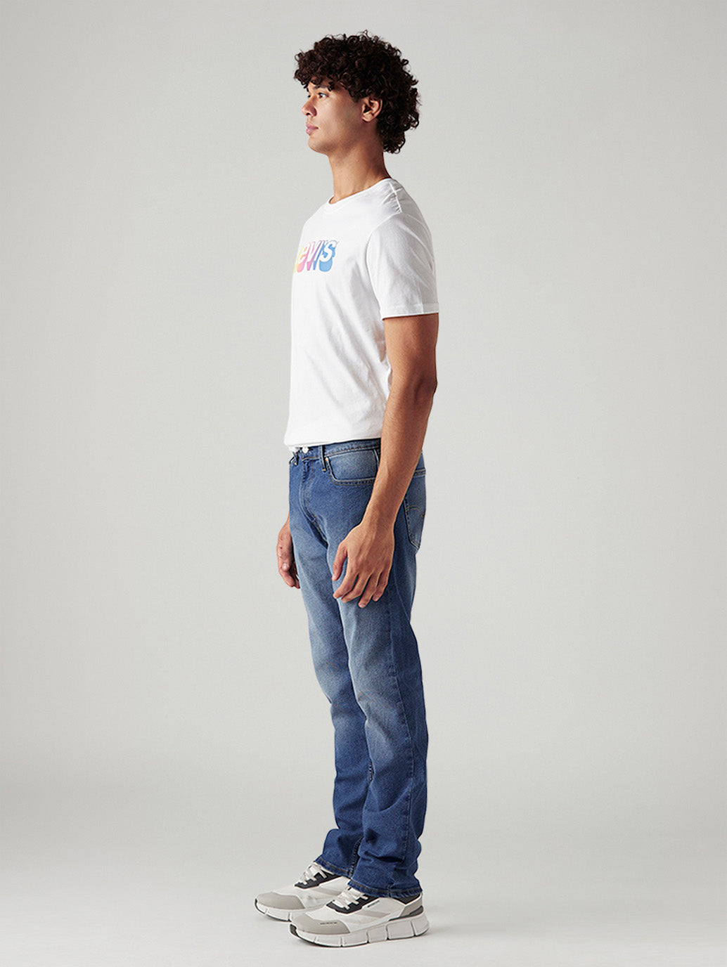 Men's 513 Med Indigo Slim Straight Fit Mid Rise Jeans - Side View