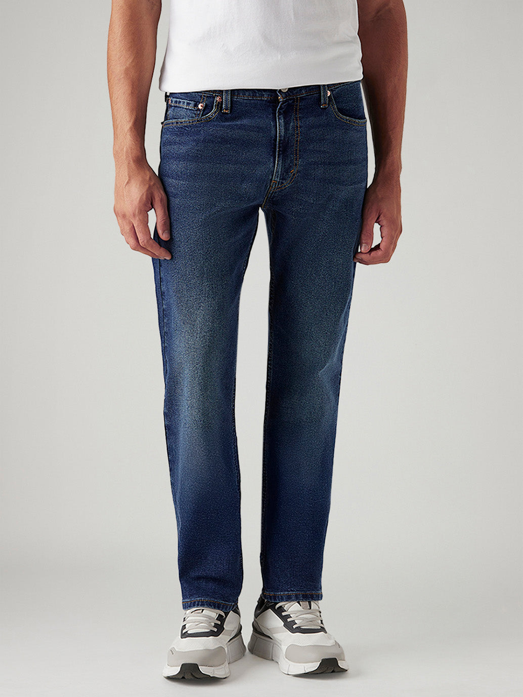 Men's 513 Dark Blue Slim Straight Fit Mid Rise Jeans - Front View