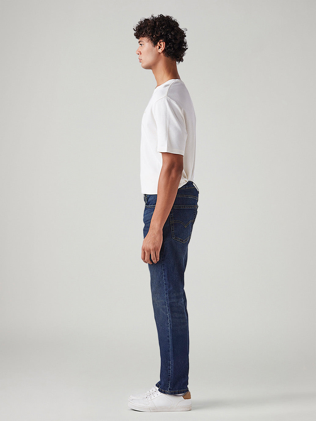 Men's 513 Blue Slim Straight Fit Mid Rise Tinted Jeans - Side View