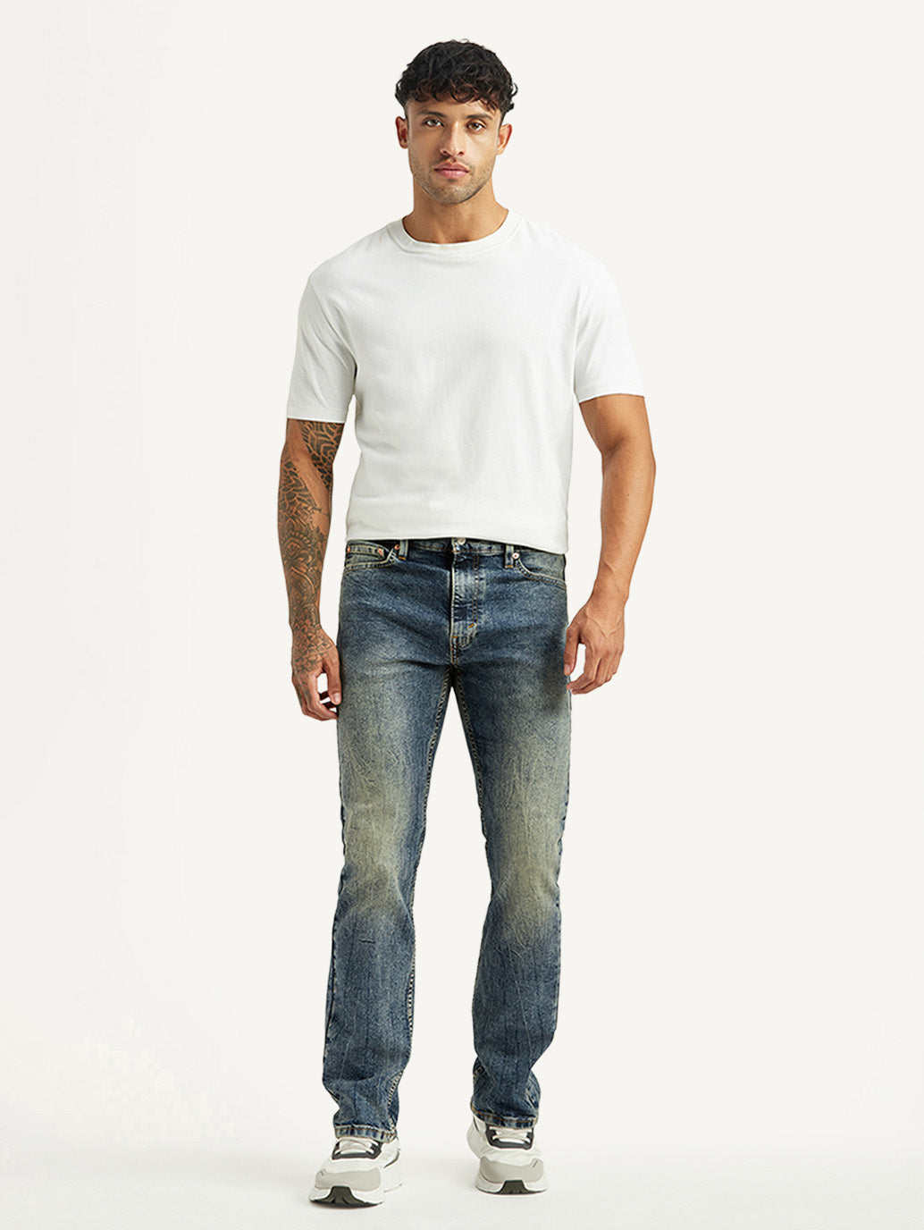 Men's Tinted 513 Blue Slim Tapered Fit Mid Rise Jeans - Front View