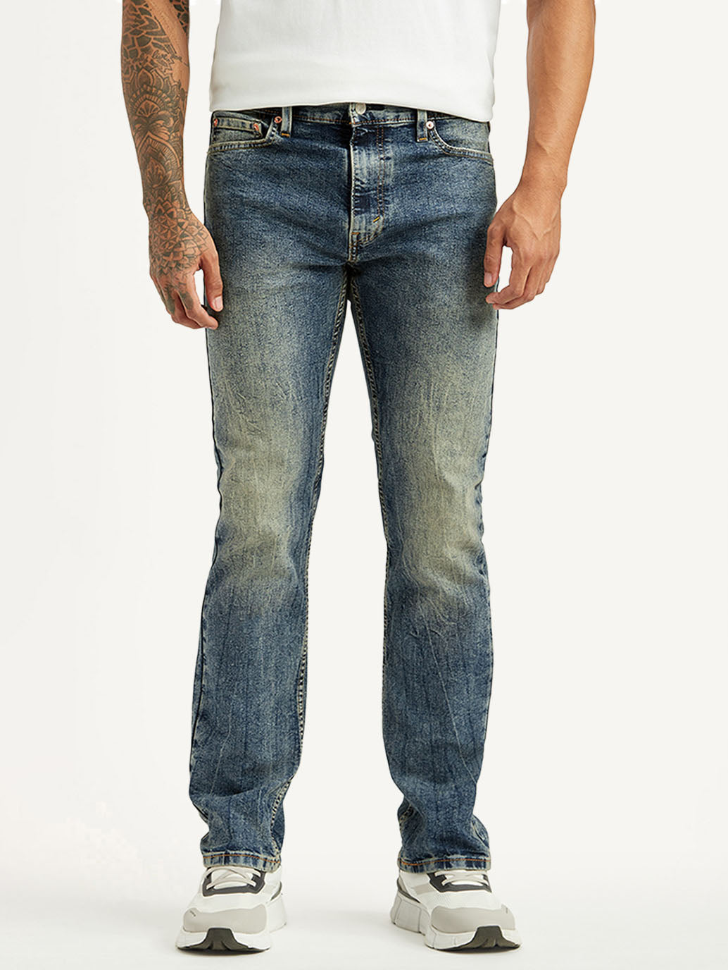 Men's Tinted 513 Blue Slim Tapered Fit Mid Rise Jeans - Front View