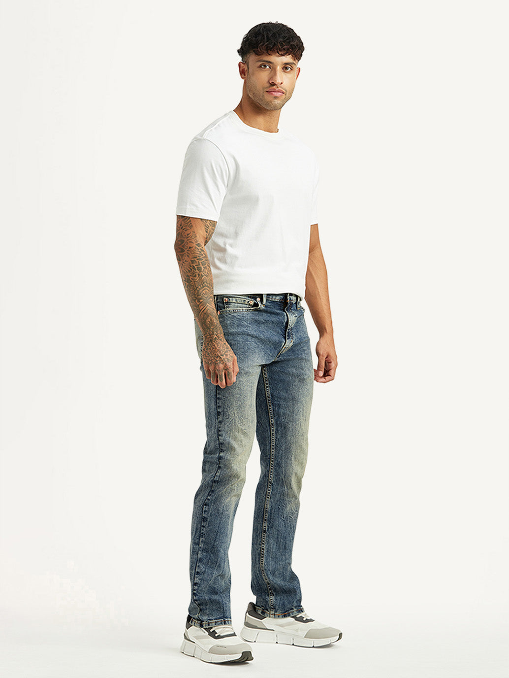 Men's Tinted 513 Blue Slim Tapered Fit Mid Rise Jeans - Side View