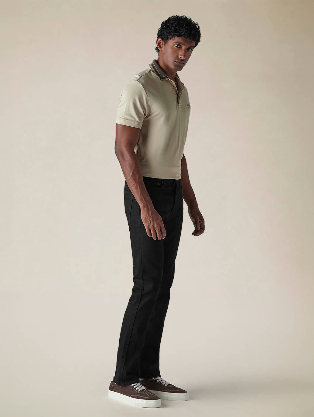 Mens 513 Mid Rise Slim Straight Fit Cotton Stretch Blend Jeans - Side View