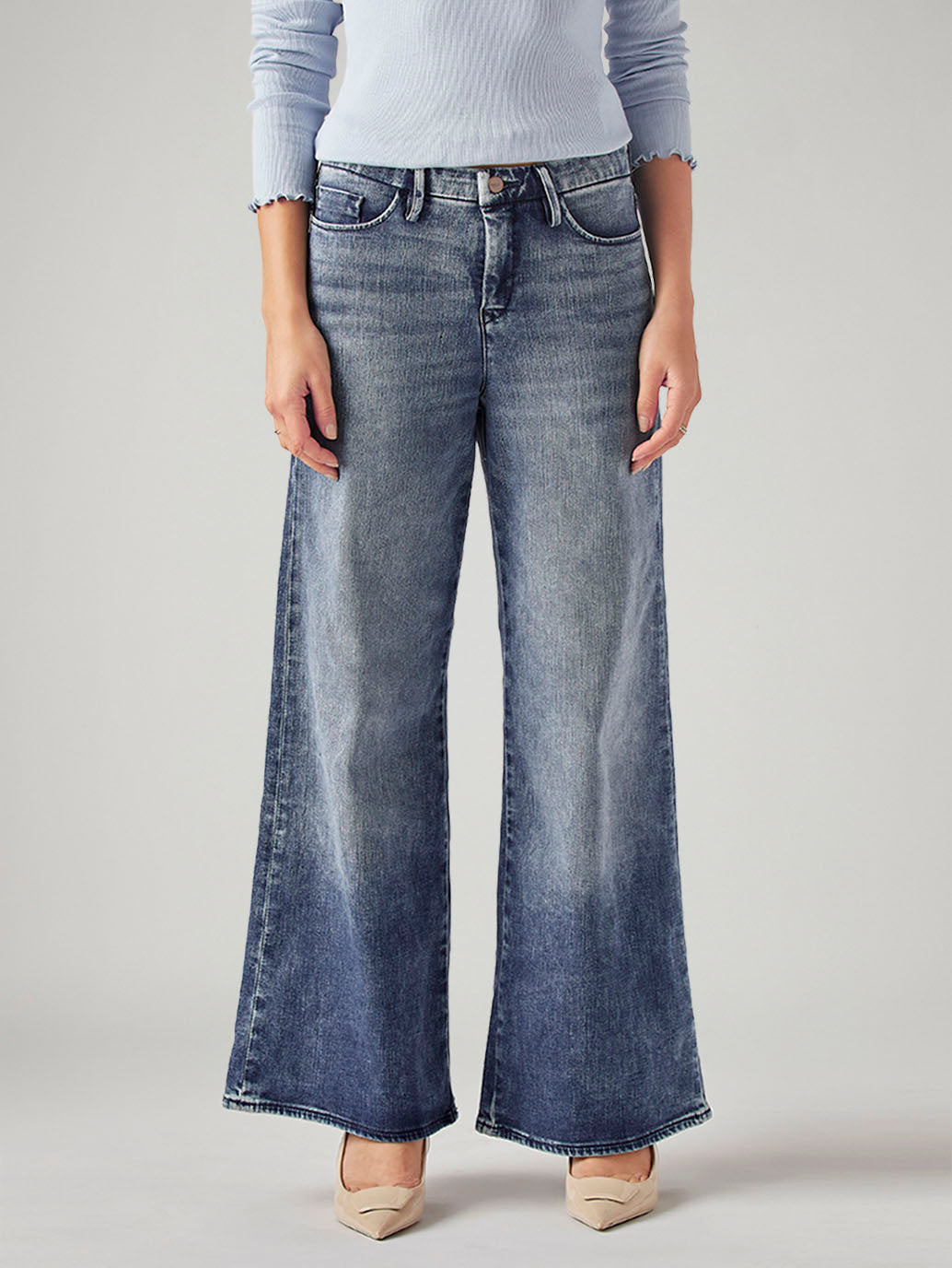 Women's 318 Dark Indigo Shaping Wide Leg Fit Mid Rise Redloop Jeans - Front View