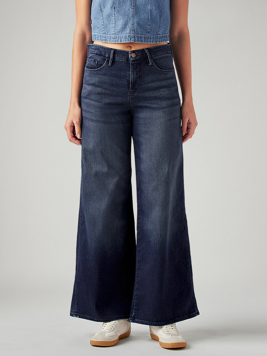 Women's 318 Dark Indigo Shaping Wide Leg Fit Mid Rise Redloop Jeans - Front View