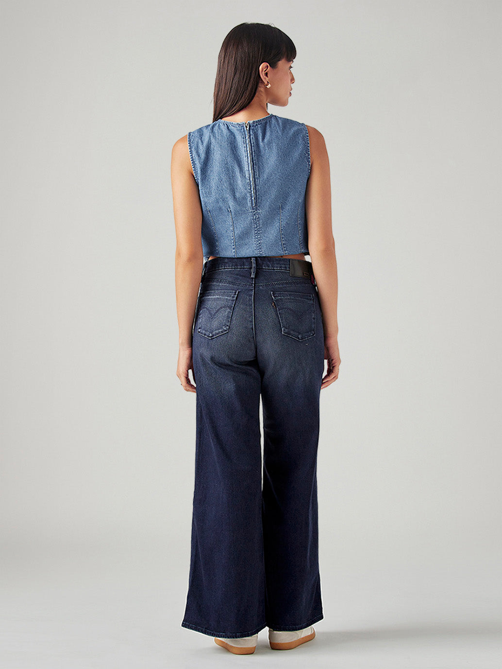 Women's 318 Dark Indigo Shaping Wide Leg Fit Mid Rise Redloop Jeans - Back View