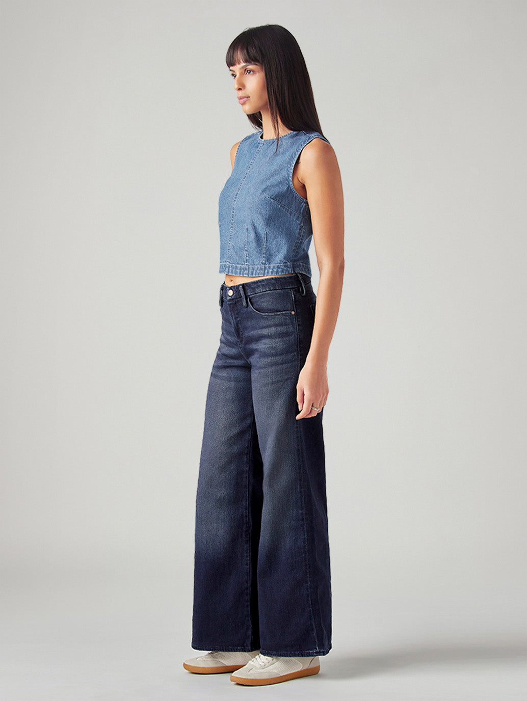 Women's 318 Dark Indigo Shaping Wide Leg Fit Mid Rise Redloop Jeans - Side View