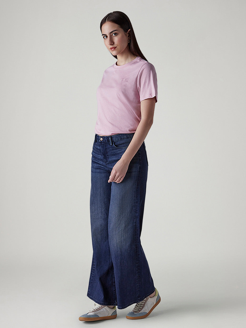 Women's 318 Dark Indigo Shaping Wide Leg Fit Mid Rise Redloop Jeans - Side View