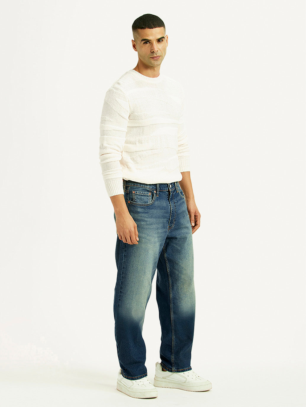 Men's Tinted 568 Blue Loose Fit Mid Rise Jeans - Side View