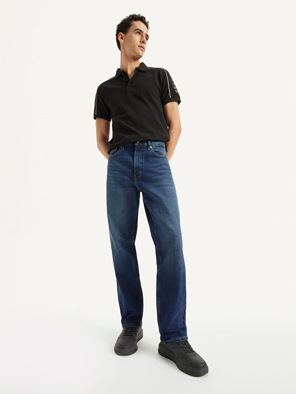 Men's 568 Blue Loose Fit Mid Rise Jeans - Elevated View