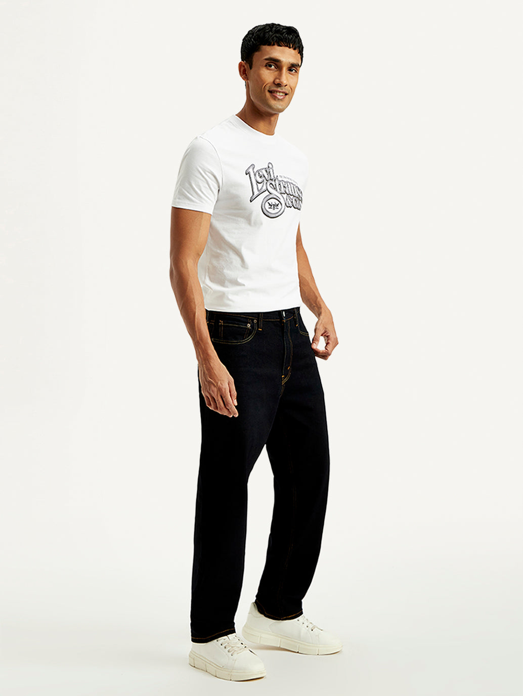 Men's 568 Dark Blue Loose Fit Mid Rise Jeans - Side View