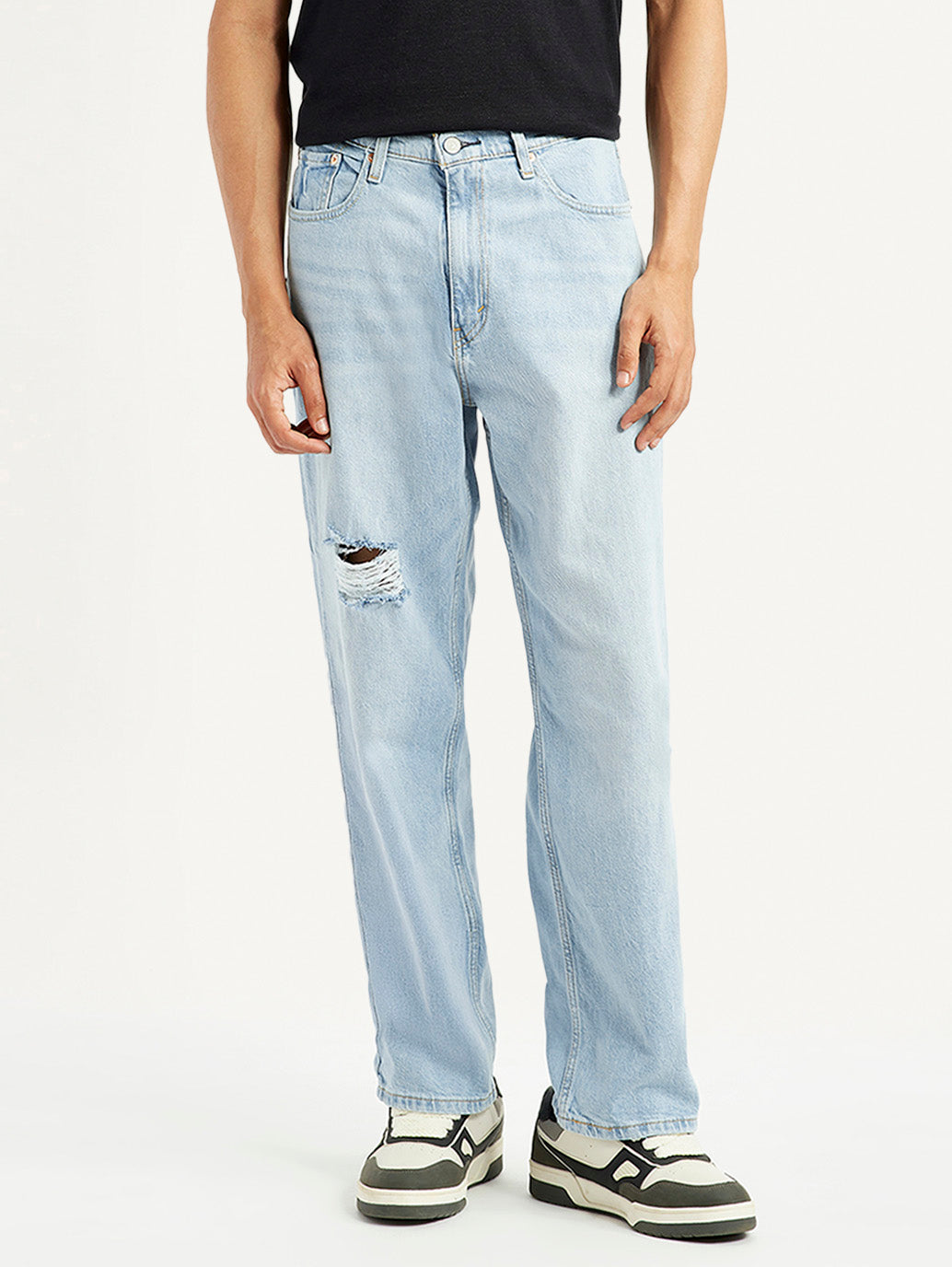 Men's 568 Light Blue Loose Fit Mid Rise Jeans - Front View
