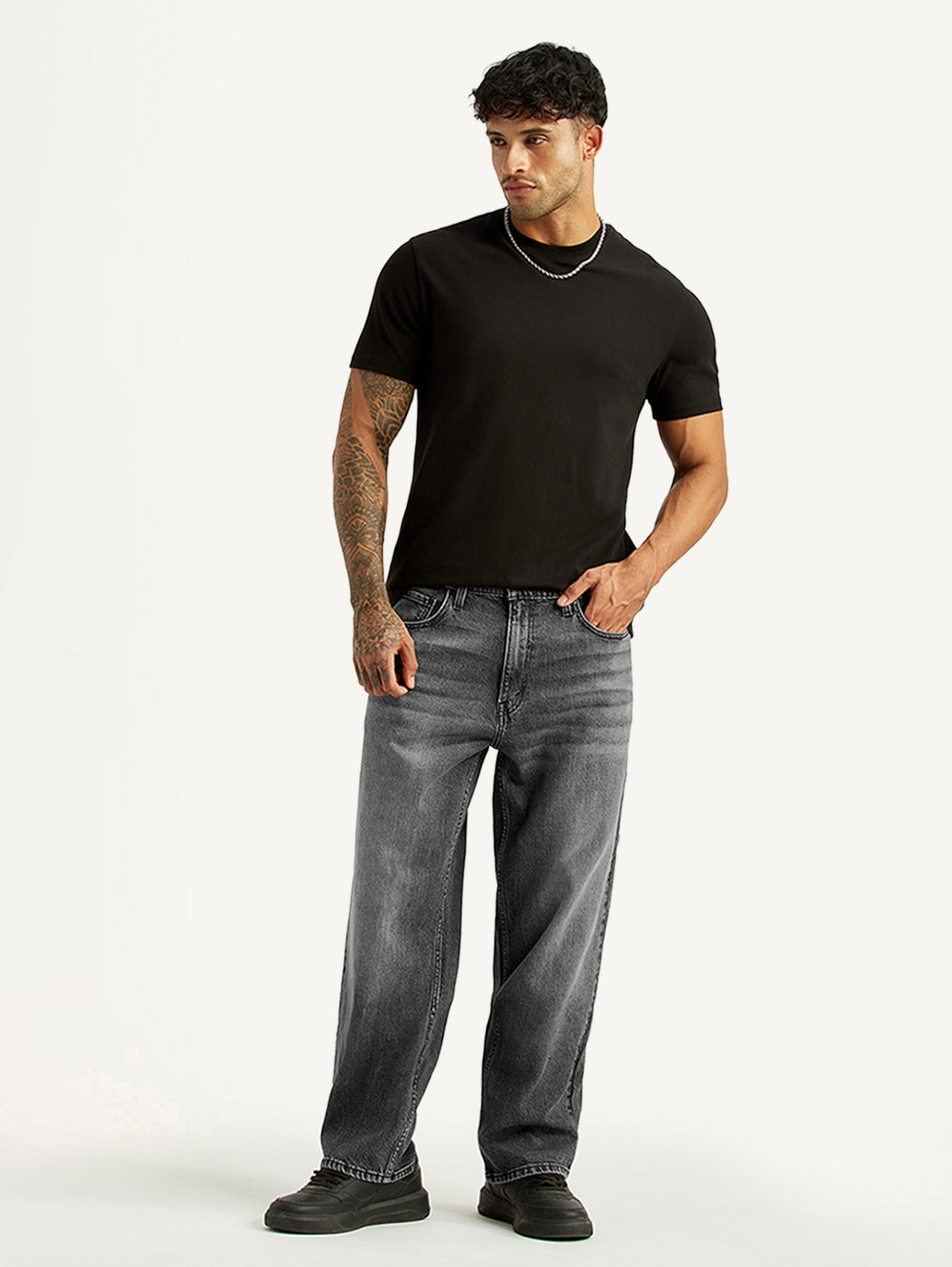 Men's 568 Grey Loose Fit Mid Rise Jeans - Styleshot View