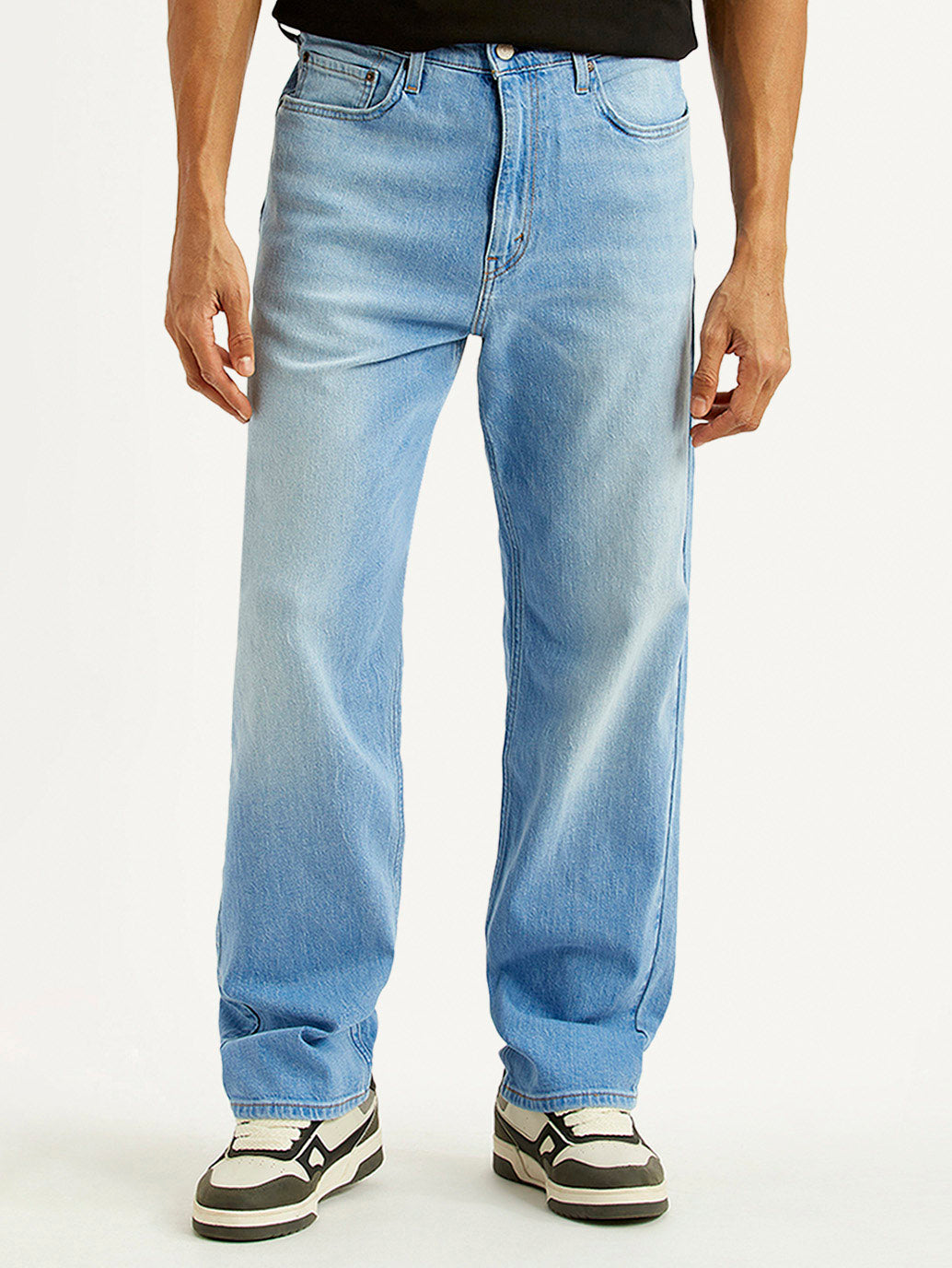 Men's 568 Light Blue Loose Fit Mid Rise Jeans - Front View