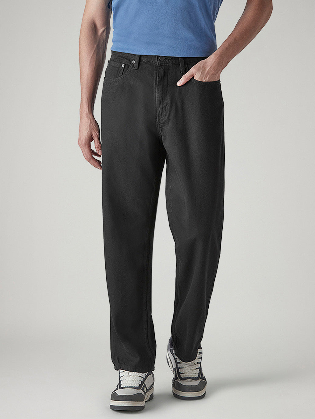 Men's 568 Black Loose Fit Mid Rise Jeans - 20 View