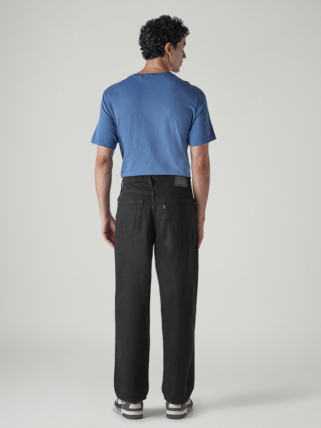 Men's 568 Black Loose Fit Mid Rise Jeans - 20 View